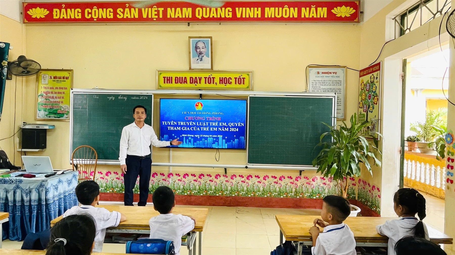 TH HỒNG PHONG