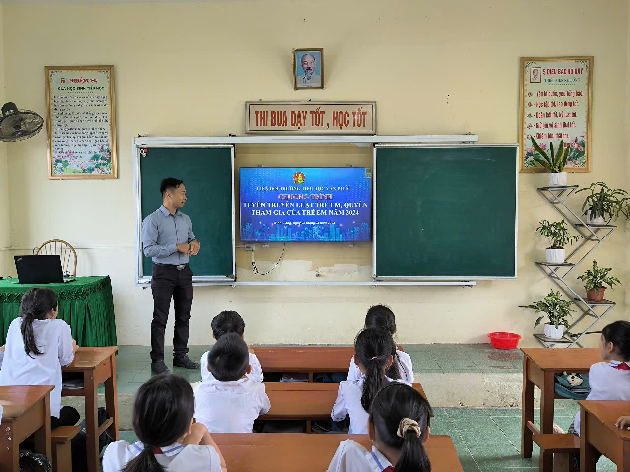 TH VẠN PHÚC