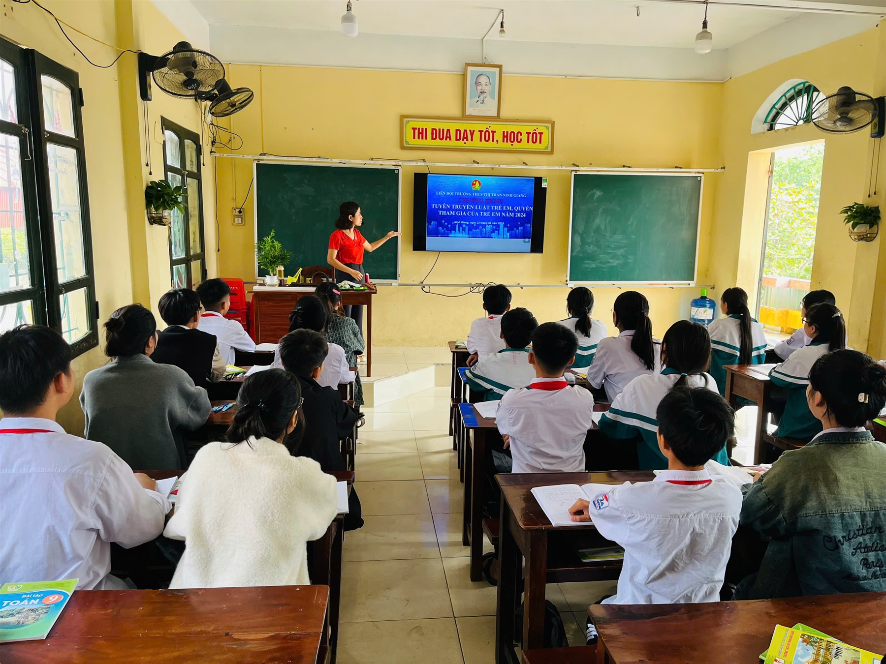 THCS THỊ TRẤN